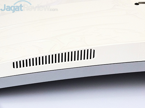 lg-34uc98-w-right-speaker