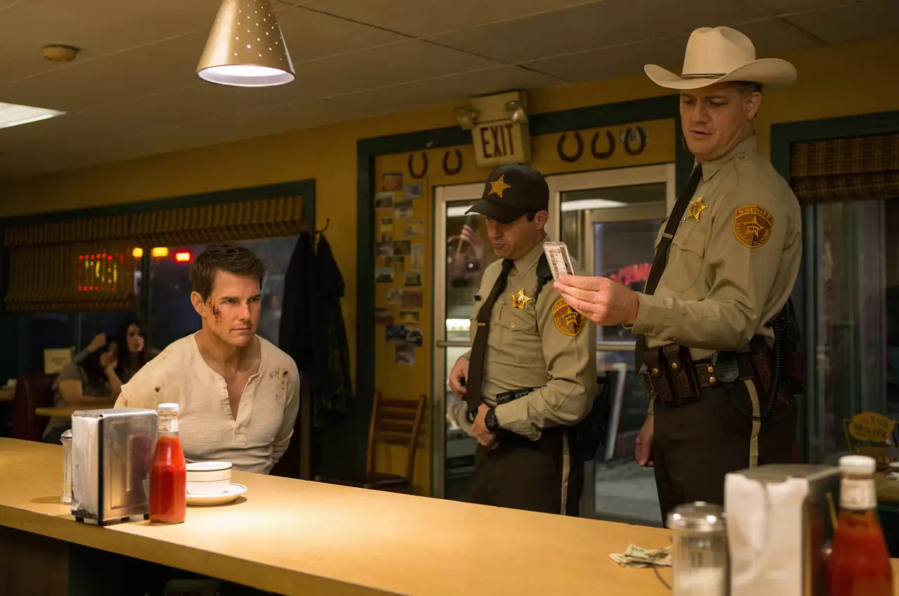 Review Jack Reacher Never Go Back: Kurang Action, Lebih Santai Dengan Drama dan Humor 2 Review Jack Reacher Never Go Back 1