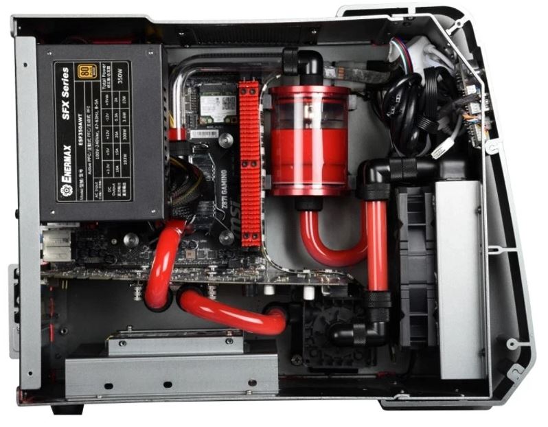 Enermax Perkenalkan Casing Steelwing 2 stellwing-2