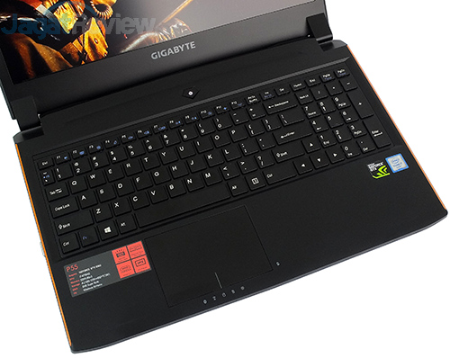 Review Notebook Gaming: Gigabyte P55W v6 8 gigabyte-p55w-v6-keyboard-touchpad