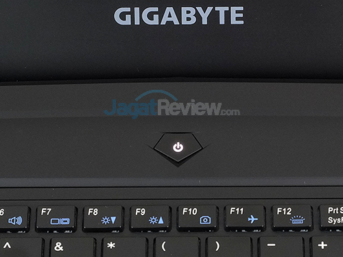 Review Notebook Gaming: Gigabyte P55W v6 10 gigabyte-p55w-v6-power-button