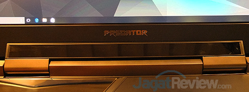 hands-on-acer-predator-21x-05