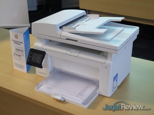 HP Luncurkan Printer Monokrom LaserJet Seri Terbaru yang Lebih Produktif 2 HP LaserJet Pro M130