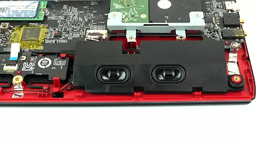 Review Notebook Gaming: MSI GE72VR 6RF Apache Pro 20 msi-ge72vr-6rf-apache-pro-left-speaker