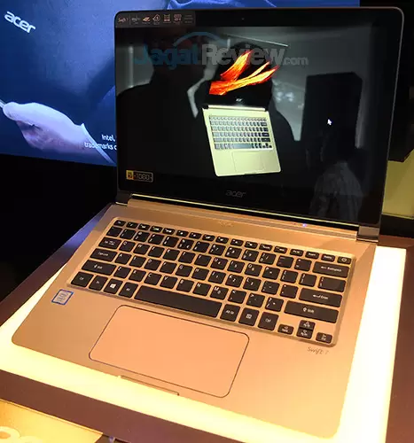 Laptop Premium Super Tipis Acer Swift 7 & Spin 7 Hadir di Indonesia 2 acer-id-swift-spin-launch-03-swift-7
