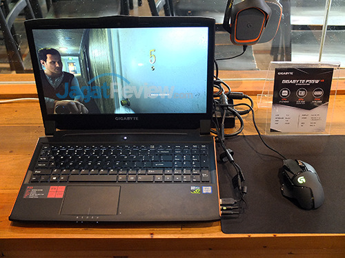 auros-gigabyte-id-launch-event-04-p55w-v6