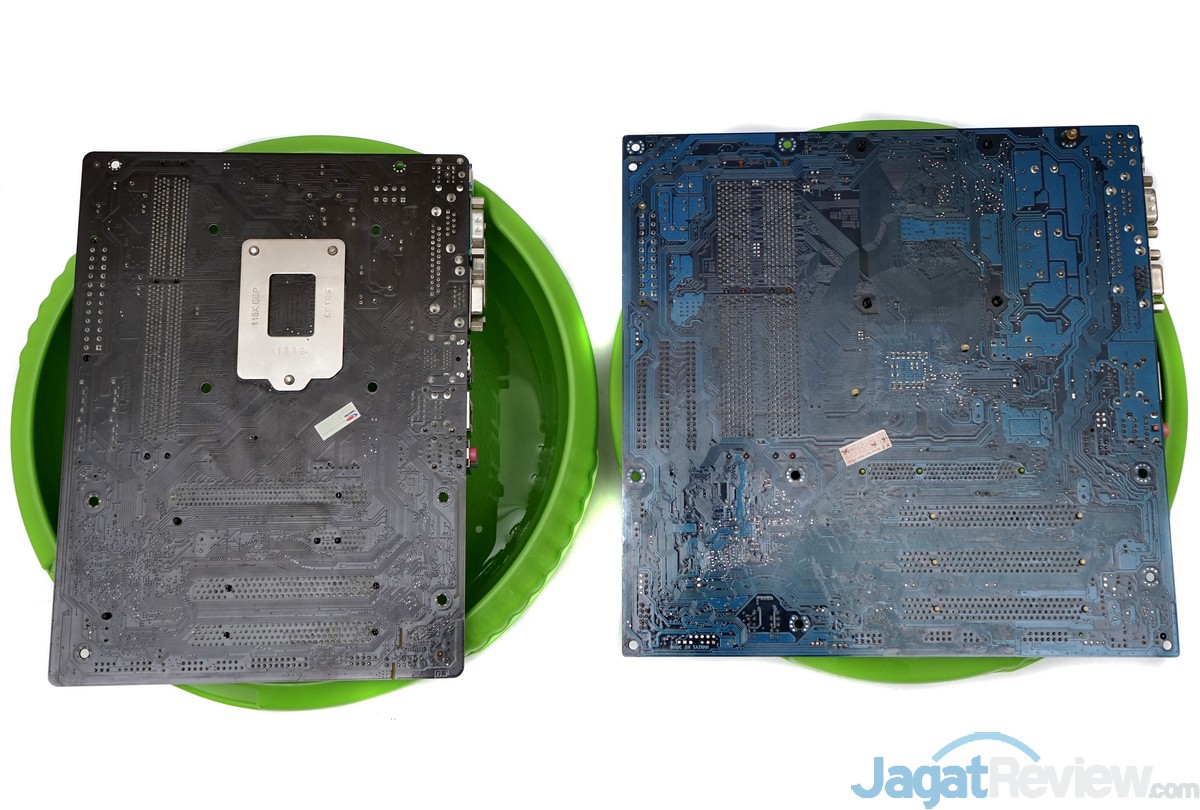 pengujian-korosi-motherboard-gigabyte