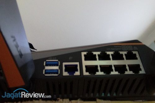 Asus Tampilkan Router ROG Rapture 3 Asus CES 2017 ROG Rapture 02