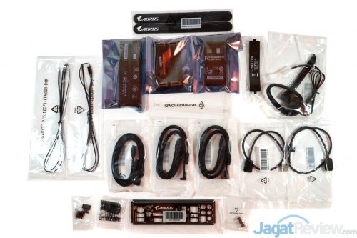 Berkenalan dengan Motherboard Gaming Z270 Terbaik Gigabyte, AORUS Z270X-Gaming 9 2 Gigabyte Aorus Z270X-Gaming 9 3