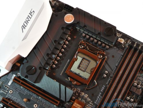 Berkenalan dengan Motherboard Gaming Z270 Terbaik Gigabyte, AORUS Z270X-Gaming 9 4 Gigabyte Aorus Z270X-Gaming 9 8