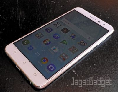 Review Zenfone 3 ZE552KL: Layar Lebih Besar, Baterai Lebih Baik