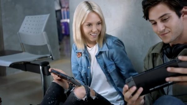Nintendo Tegaskan Switch Bukan Pengganti 3DS 2 multiplayer dengan 2 konsol
