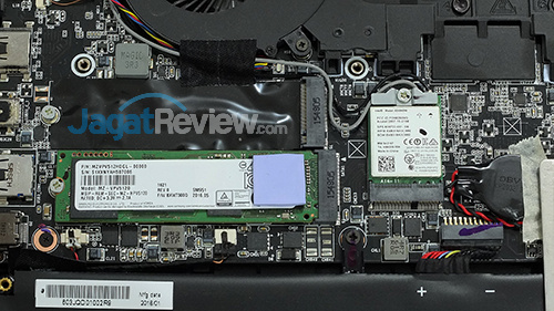 Review Notebook Gaming: Gigabyte P35X v6 25 Gigabyte P35X v6 M.2 Slots & Wireless Module