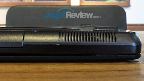 Review Notebook Gaming: Gigabyte P35X v6 13 Gigabyte P35X v6 Speaker - Left