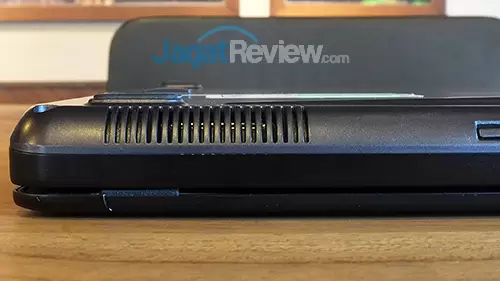 Review Notebook Gaming: Gigabyte P35X v6 12 Gigabyte P35X v6 Speaker - Right