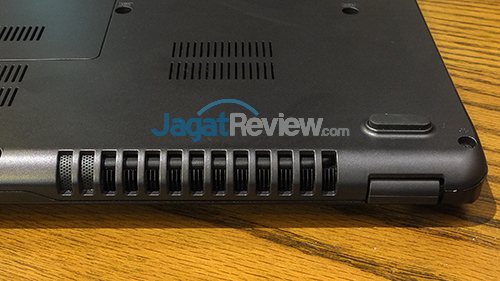 Review Notebook Gaming: Gigabyte P35X v6 22 Gigabyte P35X v6 Ventilation - Right v2