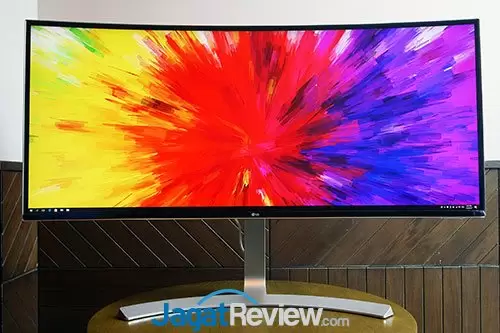 Hands-On Review Monitor: Ultra-Wide Curved LG 38UC99-W 1 LG38UC99 15 WM