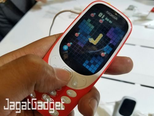 Hands On Feature Phone Nokia 3310 di MWC 2017 1 Hands On Feature Phone Nokia 3310 di MWC 2017