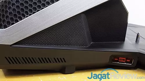 Review Notebook Gaming: ASUS ROG GX800VH 13 ASUS ROG GX800 Docking - Left