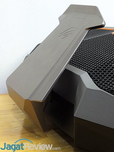 Review Notebook Gaming: ASUS ROG GX800VH 7 ASUS ROG GX800 Docking - Locking Lever