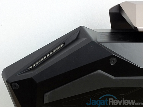 Review Notebook Gaming: ASUS ROG GX800VH 15 ASUS ROG GX800 Docking - Rear Ventilation 01