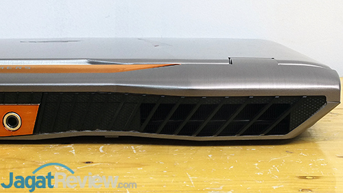 Review Notebook Gaming: ASUS ROG GX800VH 11 ASUS ROG GX800 Exhaust - Left