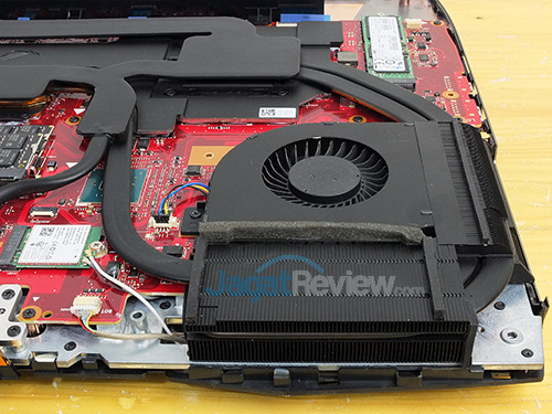 Review Notebook Gaming: ASUS ROG GX800VH 7 ASUS ROG GX800 Fan 02