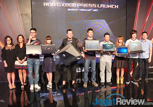Laptop Gaming  ASUS ROG GX800 Launch Event 01