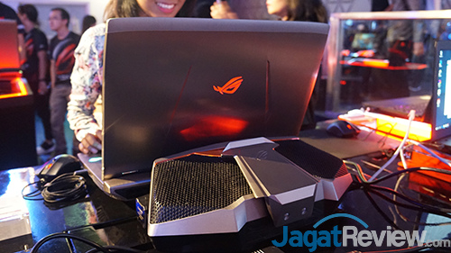 ASUS ROG GX800 Launch Event 03