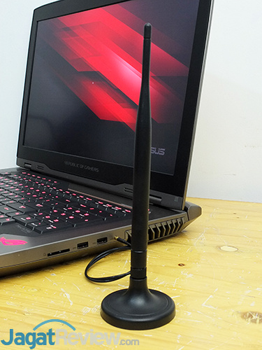 Review Notebook Gaming: ASUS ROG GX800VH 10 ASUS ROG GX800 Wireless Antenna