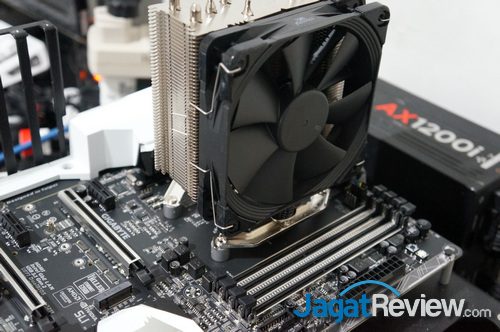 Review Prosesor AMD RYZEN 7 1800X 17 Ryzen7_1800X_14
