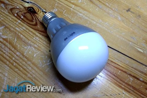 Hands-On de.Light: Lampu LED dengan Jaringan WiFi 3 de.Light - 03