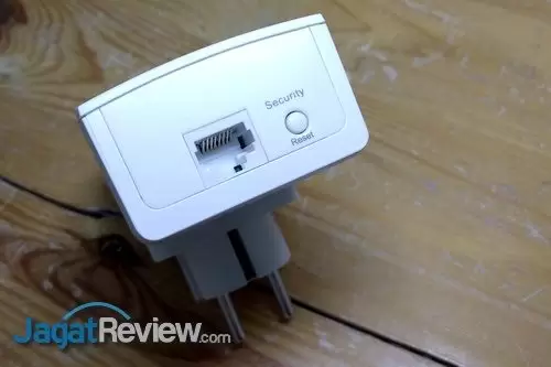 Hands-On de.Light: Lampu LED dengan Jaringan WiFi 6 de.Light - 06