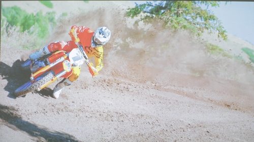 BenQ W1210ST - Bright Room 02