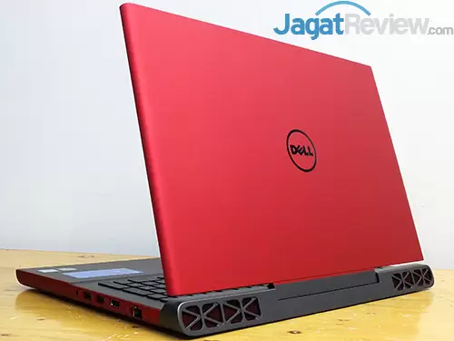 Review Notebook Gaming: Dell Inspiron 15 Gaming 7567 4 Dell Inspiron 15 Gaming 7567 Rear Side
