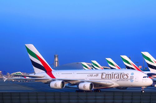 Maskapai Penerbangan Pinjamkan Perangkat Mobile ke Penumpang 21 Emirates