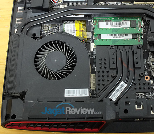 Review Notebook Gaming: MSI GT73VR 6RE Titan 19 MSI GT73VR 6RE Titan CPU Cooler