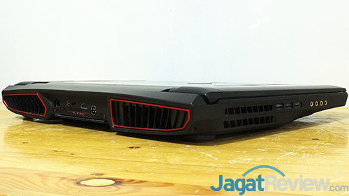 Review Notebook Gaming: MSI GT73VR 6RE Titan 3 MSI GT73VR 6RE Titan Thickness