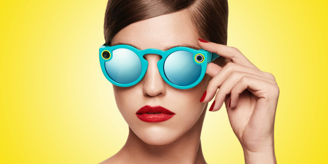 Facebook: AR Smart Glasses akan Populer di 2020 3 snapchat spectacles
