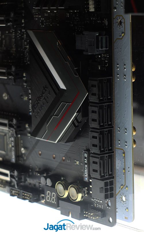 ASRock Pamerkan Motherboard AMD X399! 4 Computex17_ASRockBoard_X399_ProfessionalGaming4