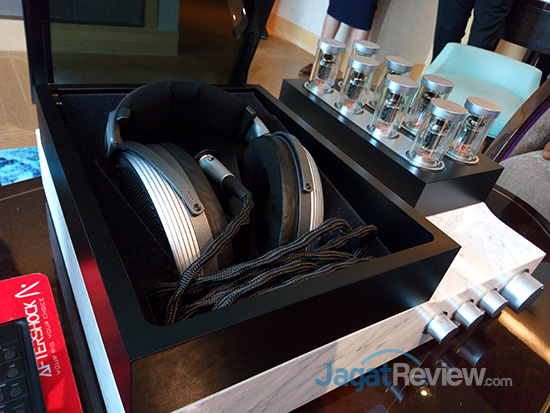 Hands-On Headphone Premium Sennheiser Seharga Rp. 700 Jutaan 56 Sennheiser HE 1 02