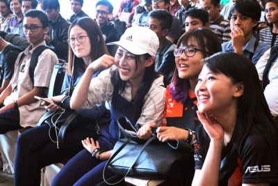 Bukber Seru ASUS ROG dan Team JagatReview 12 ASUS-ROG-Jagat-Bukber (10)