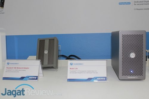 Ragam Ekspansi Thunderbolt 3 dari Akitio 3 Perangkat yang ada di kiri merupakan adapter 10G Ethernet dengan interface Thunderbolt 3