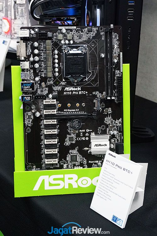 Booth Raid ASRock: Pemerkan Seluruh Lini Motherboardnya 4 Computex17_ASRock_Boothraid7