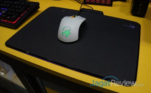 Computex 2017 Booth Raid: Genius 9 Mouse Pad Gaming Genius dengan LED RGB