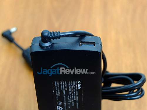 Review Notebook Gaming: Gigabyte Aero 15 28 Gigabyte Aero 15 Charger - USB Port