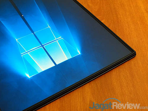 Review Notebook Gaming: Gigabyte Aero 15 5 Gigabyte Aero 15 Screen - Bezel