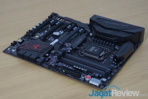 Video Review Motherboard Colorful iGame Z270-X 1 Colorful iGame Z270-X - 02