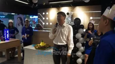 ASUS Exclusive Store Kini Hadir di ITC Cempaka Mas 3 15