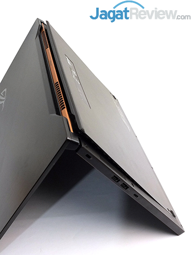 Review ASUS ROG ZEPHYRUS (GX501): Super Kencang & Tipis 20 ASUS GX501 Base Cover - Open v2
